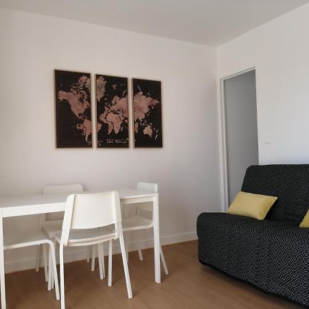 Studio zen avec parking Orléans Buitenkant foto